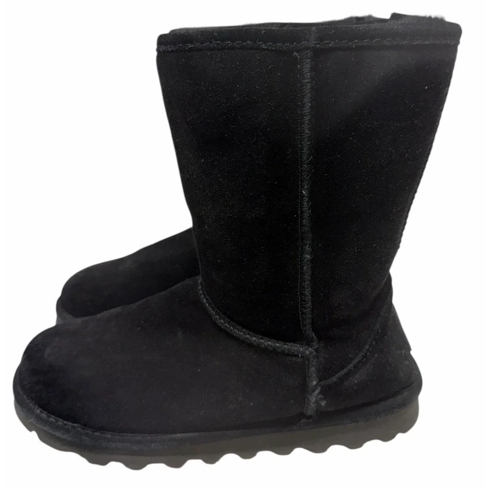 Bearpaw Women's‎ Boot Elle Short Water Resistant Suede Black Size 7 1962W
